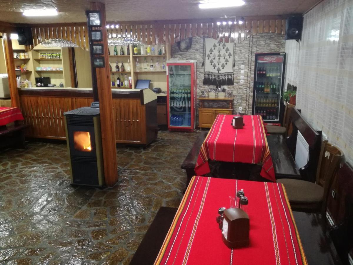 Ваканционно Селище Ива Sarnitsa Esterno foto